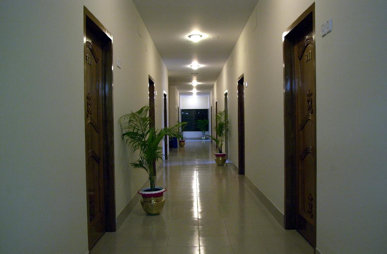 סילט Hotel Supreme מראה חיצוני תמונה